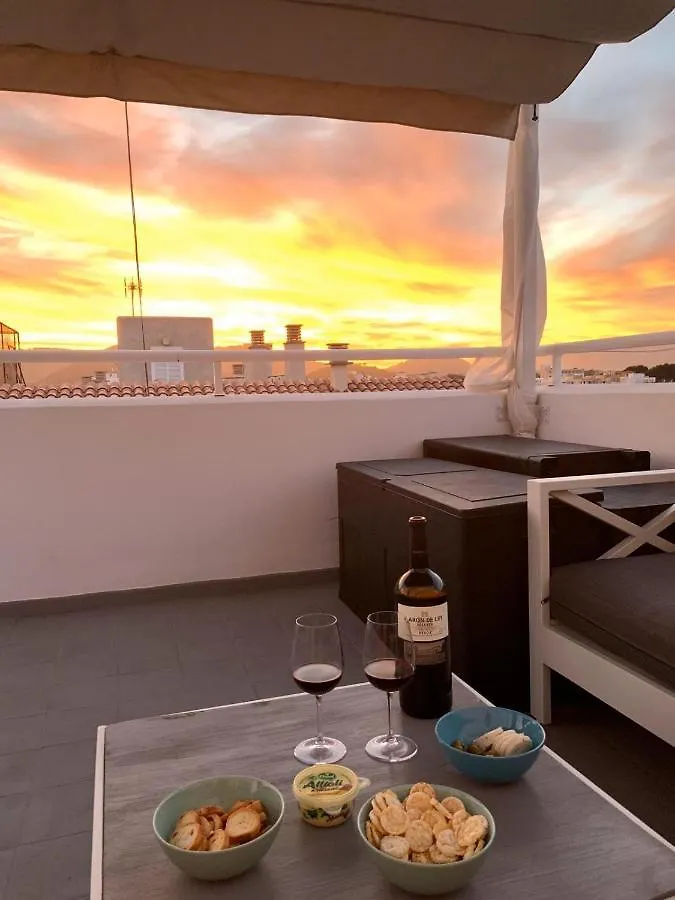 Apartment Sonne&Meerblick aus 40 Grad heißem Whirlpool genießen - Zentral am Hafen und dennoch ruhig Cala Ratjada